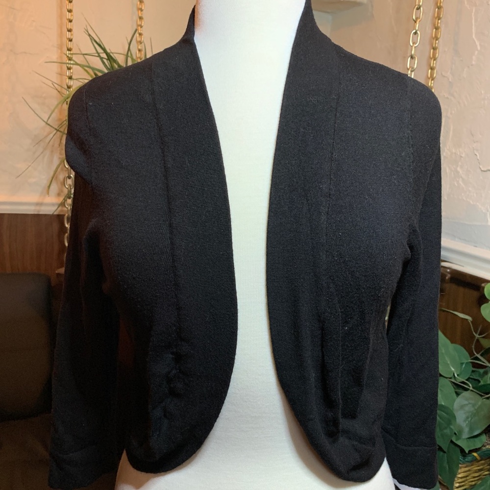 Black Jessica Howard cardigan sweater